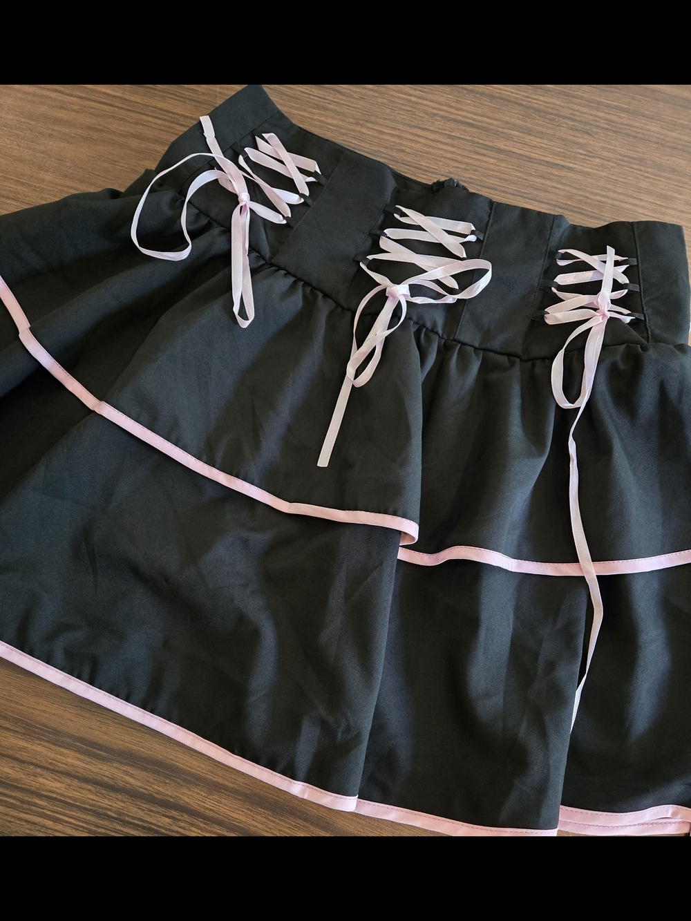🎀NWT Romwe Black Mini Skirt with Pink Ribbon Corset Lace-Up Details🌸